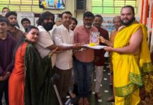 SCRIPT POOJA HELD FOR YATHIRAJ’S SEVENTH DIRECTORIAL
