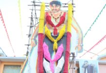 DEVI IN FRONT OF DARSHAN SHASTRI FILM CUTOUT